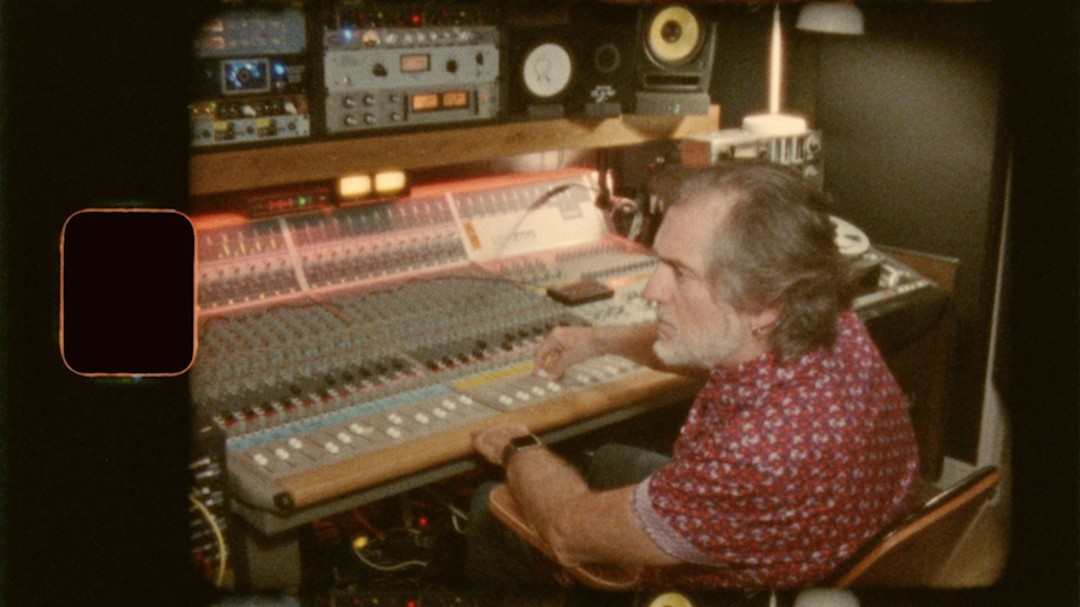 It's hard to believe its been 3 years since Impression Recording Studio opened the doors. We've been overwhelmed by the Artists we've had the priveledge to record, and so look forward to what the future brings... To celebrate, here's a short film capturing the house rhythm section tracking Maceo Parker's "Shake Everything You've Got" live off the floor - enjoy!
www.ImpressionRecordingStudio.com