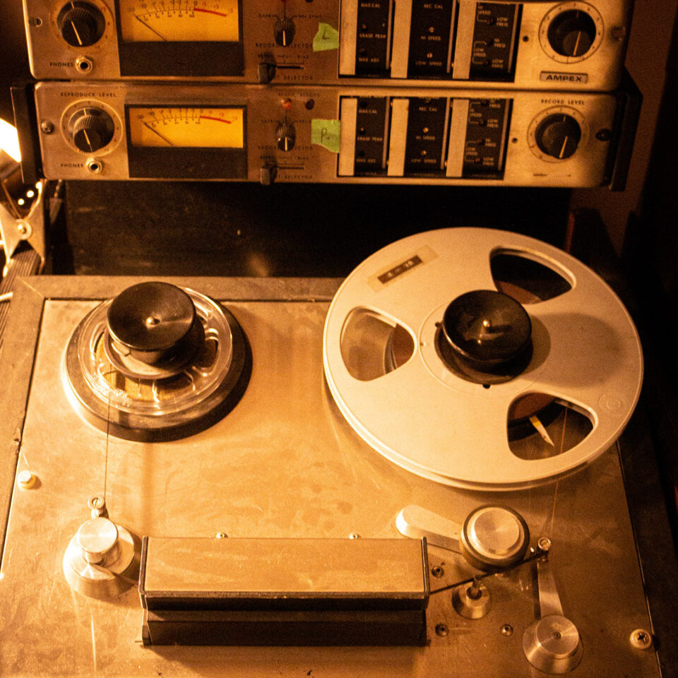 IMPRESSION RECORDING STUDIO AMPEX